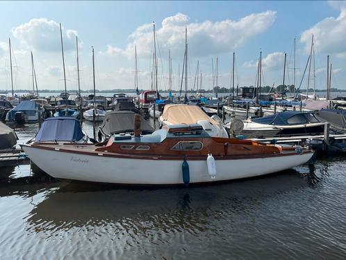 Victoria Zeilboot, compleet incl 15 pk buitenboordmotor