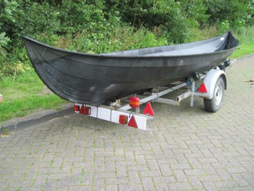 Viking Raider 5,90 meter, 4 persoons kano  kajak