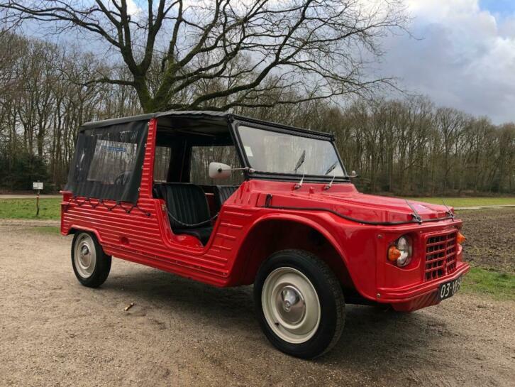 Vintage Citroen Mehari 22 rouge hopi uit 1974