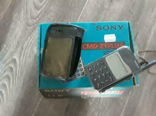 Vintage Classic SONY CMD-Z1 PLUS Mobile Phone
