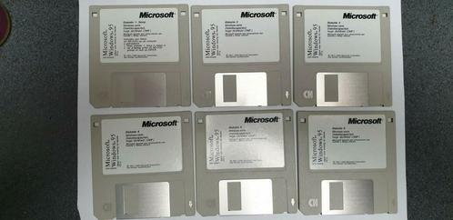 Vintage Microsoft Windows 95 op diskette  opstart diskette.