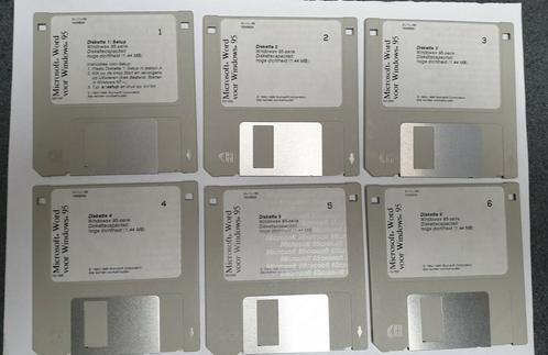 Vintage Microsoft Word voor Windows 95 op diskette.