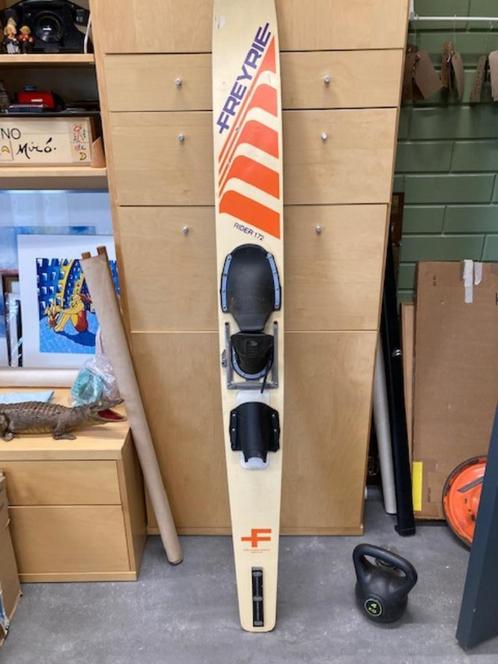 Vintage Mono waterski Freyrie Rider 172