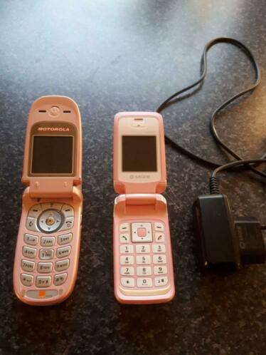 Vintage Motorola en Sagem telefoon incl opladers