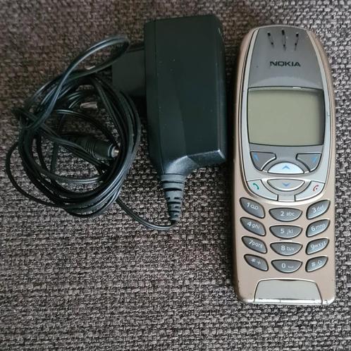 Vintage Nokia 6310i