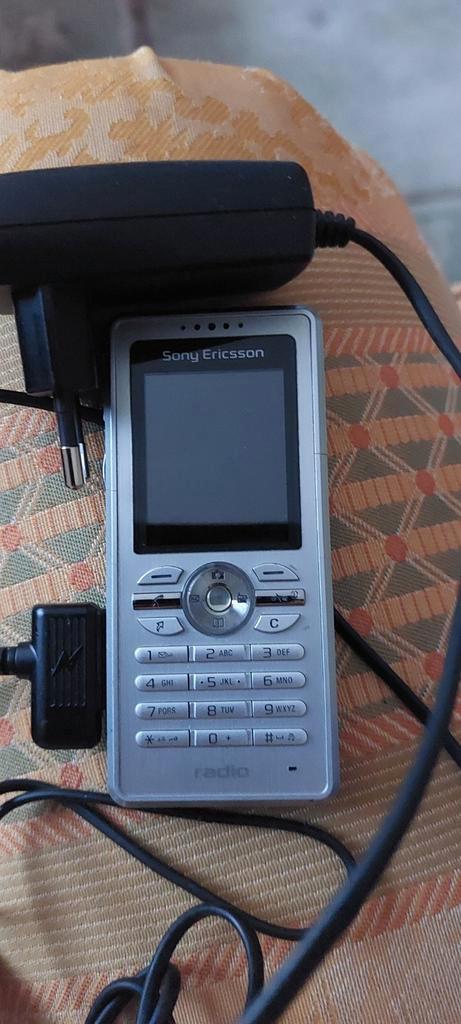 Vintage Sony  Ericsson mobiel