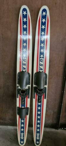 Vintage waterskix27s  USA medalist