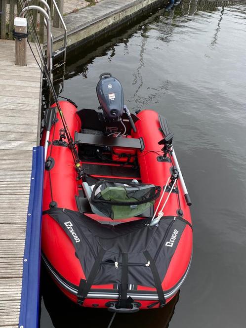 Visboot met accesoires