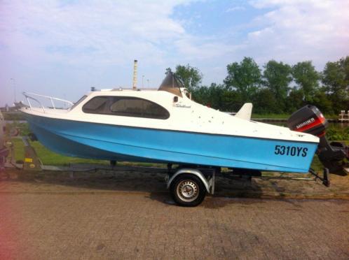 (vis)motorboot Shetland 535 met kajuit en klaptrailer