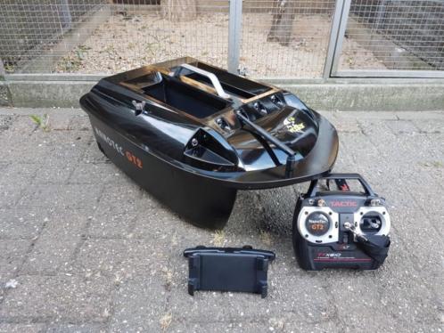 Voerboot nanotec gt2 met vexilar fishfinder en tablet