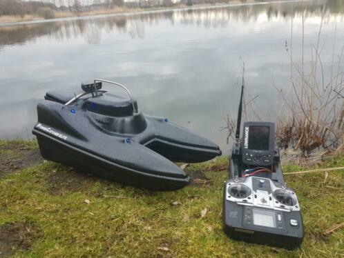 voerboot powercatcher elite met lowrance 4x en GPS