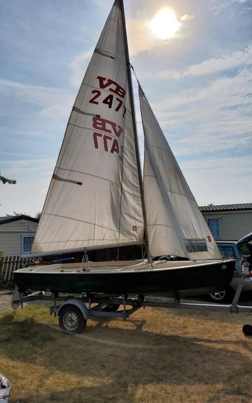 Volks zeilboot 480 inclusief trailer