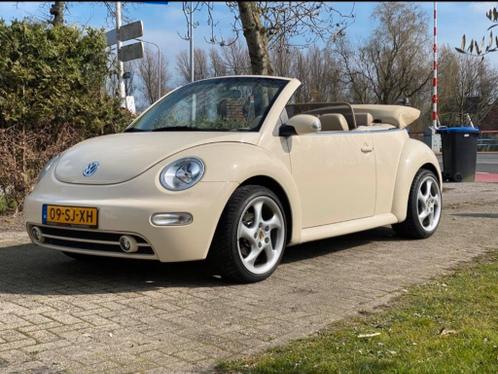 Volkswagen beetle cabrio 2.0 benzine 2003 Beige