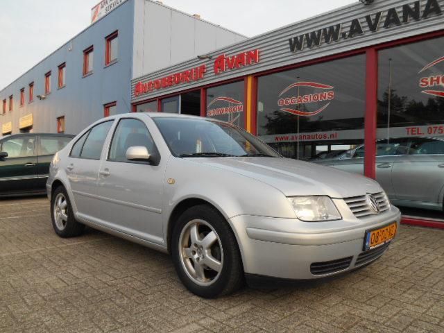Volkswagen Bora 1.6 Trendline (bj 2000)