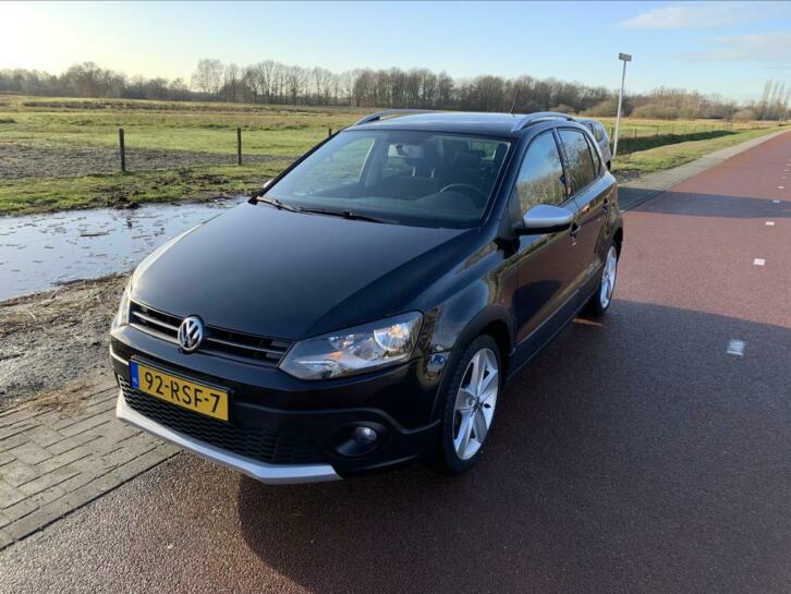 Volkswagen crossPolo 1.4 16V 63KW DSG 2011 Zwart