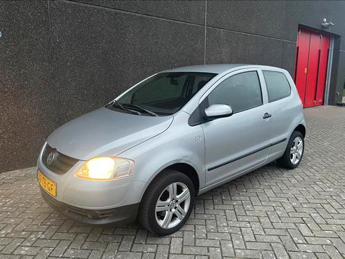 VOLKSWAGEN FOX 1.4 55KW 2006 ZILVER NIEUW APK NAP BLUETOOT