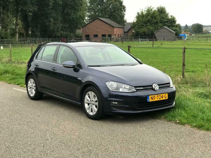 Volkswagen Golf 1.0 TSI 115PK 5D 2017 NaviClimaPDCLMConn