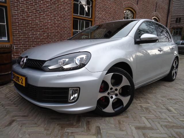 Volkswagen Golf 1.2 TSI 105 PK COMPLEET GTI UITGEVOERD