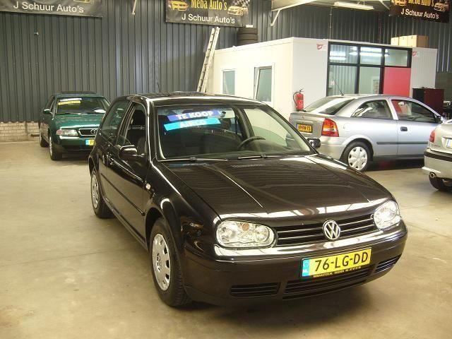 Volkswagen Golf 1.4 16V 3 DEURS  XENON  AIRCO (bj 2002)
