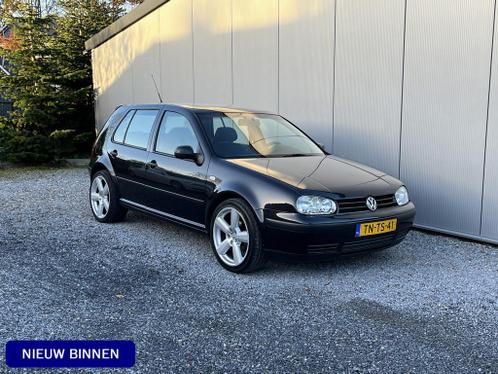 Volkswagen Golf 1.4-16V Trendline  5 Deuren  Trekhaak  LM