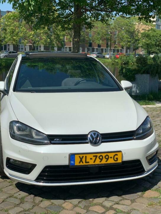 Volkswagen Golf 1.4 TSI 103KW DSG 2014 Wit 2x R-LINE PANO