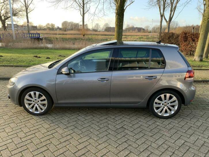 Volkswagen Golf 1.4 TSI 90KW 5D 2011 Grijs