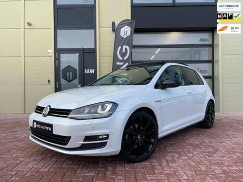 Volkswagen Golf 1.4 TSI CUP EditionPANONAVILEDNAPVOL