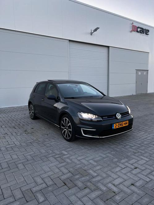 Volkswagen Golf 1.4 TSI GTE full option 2e eigenaar dealerOH