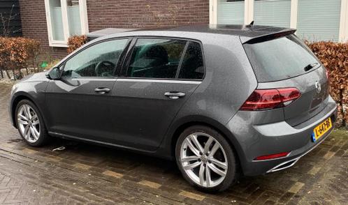 Volkswagen Golf 1.5 TSI DSG Highline ViRTUAL ACC LEER 12-18