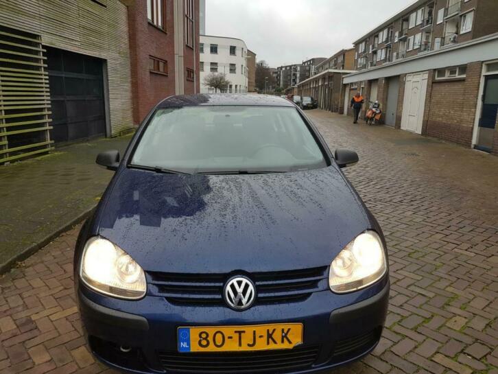 Volkswagen Golf 1.6 16V FSI 85KW 5D 2006 Blauw