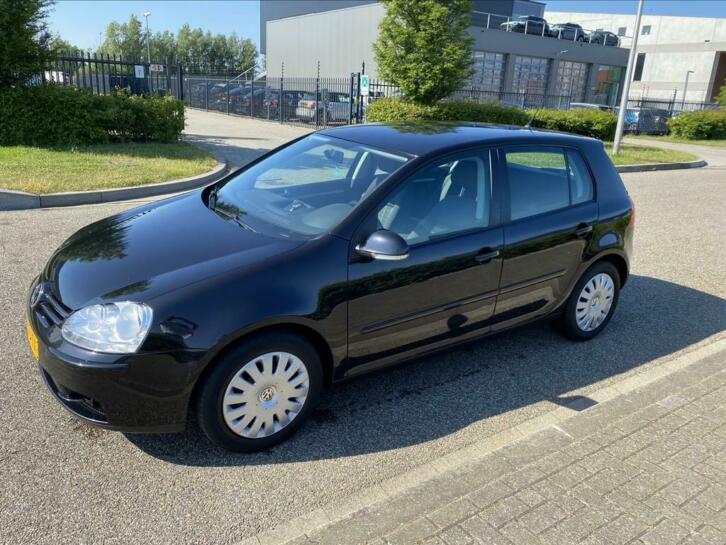 Volkswagen Golf 1.6 16V FSI 85KW 5D 2006 Zwart