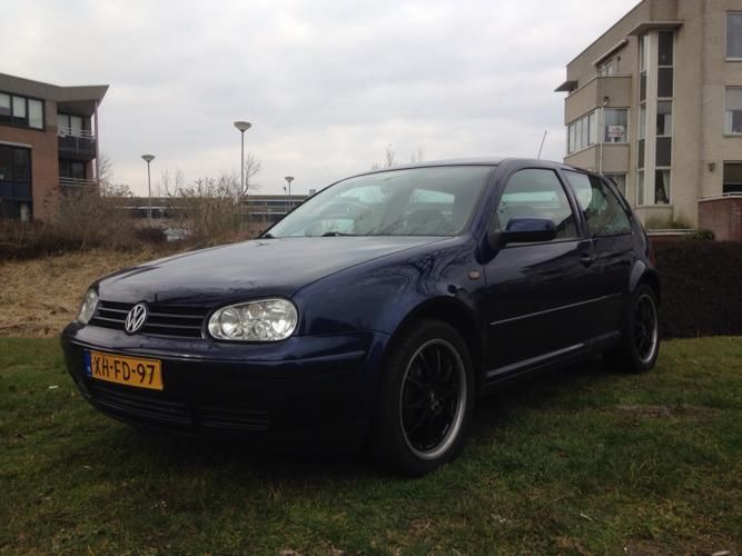 Volkswagen Golf 1.6 74KW 1998 Blauw
