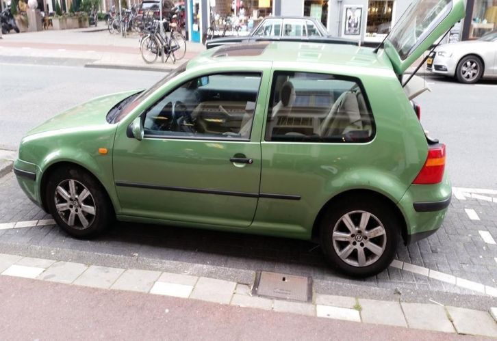 Volkswagen Golf 1.6 74KW 1998 Groen