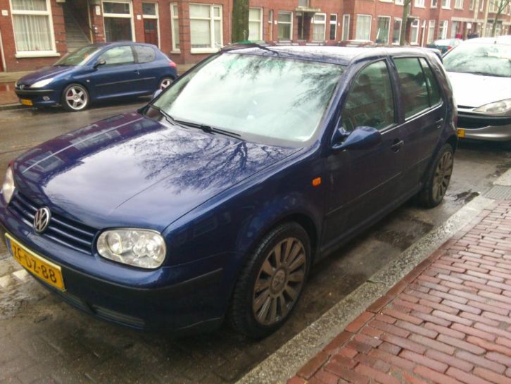 Volkswagen Golf 1.6 74KW 1999 Blauw