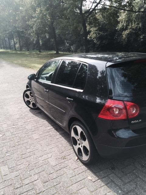 Volkswagen Golf 1.6 FSI ZWART GTI VELGEN