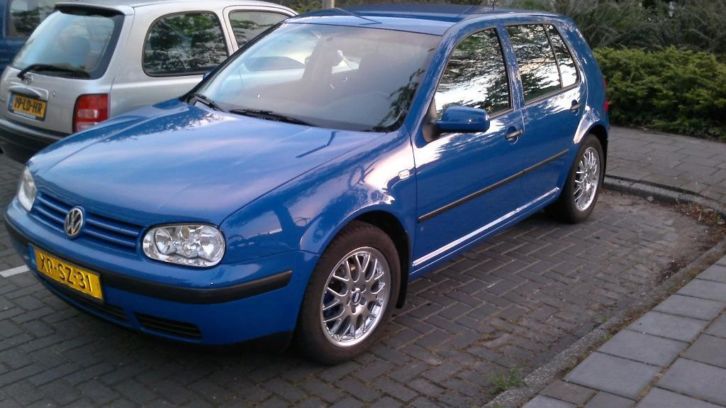 Volkswagen Golf 1.6 SR 74KW 1999 Blauw