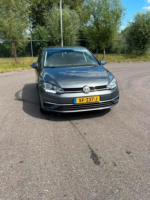 Volkswagen Golf 1.6 TDI 115pk 5D 2017 Grijs NAP