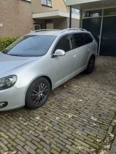 Volkswagen Golf 1.6 TDI 77KW Variant 2011 Grijs