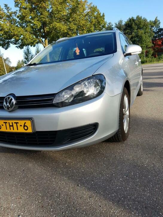 Volkswagen Golf 1.6 TDI 77KW Variant 2012 Grijs