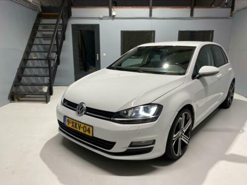 Volkswagen Golf 1.6 TDI 81KW 5D 2014 R line  Sfeerverlic