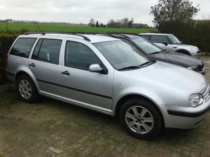 Volkswagen Golf 1.6 Variant 75KW AUT 2001 Grijs