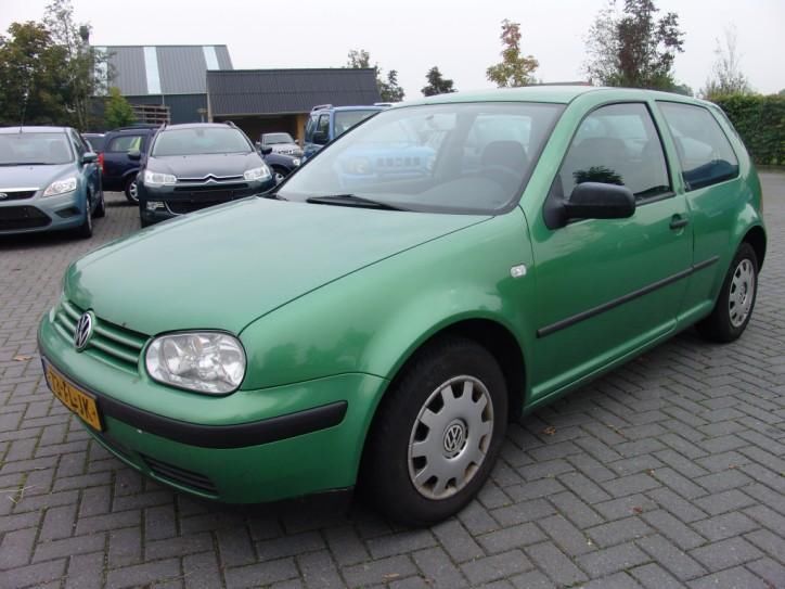 Volkswagen Golf 1.9 SDI (versnellingsbak stuk) (bj 2000)