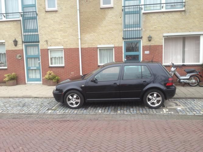 Volkswagen Golf 1.9 TDI 66KW 1998 Zwart HIGHLINE vaste prijs