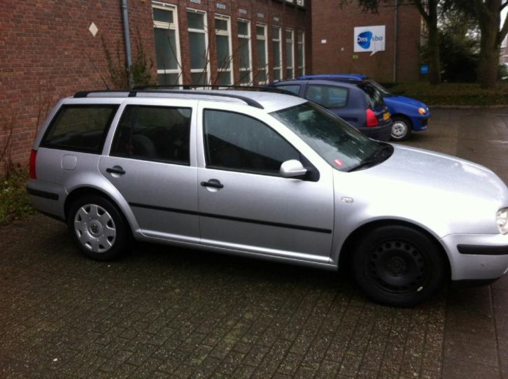 Volkswagen Golf 1.9 TDI Variant 66KW 2001 Grijs