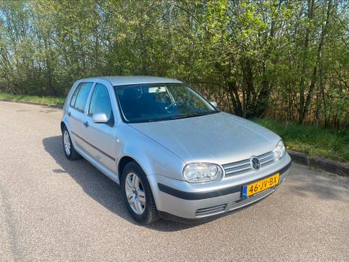 Volkswagen Golf 2.0 85KW 2002 Grijs