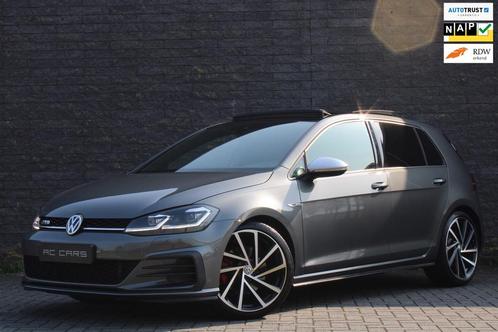 Volkswagen Golf 2.0 GTD - FaceliftPanoKeyFull Options