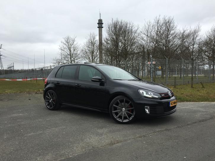 Volkswagen Golf 2.0 GTI 155KW DSG 2009 Zwart Nieuwe Motor