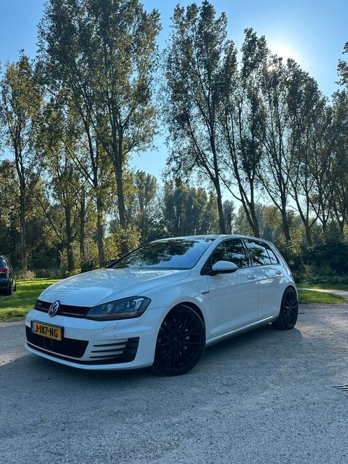 Volkswagen Golf 2.0 PERF TSI 169KW 5D DSG 2013 Wit