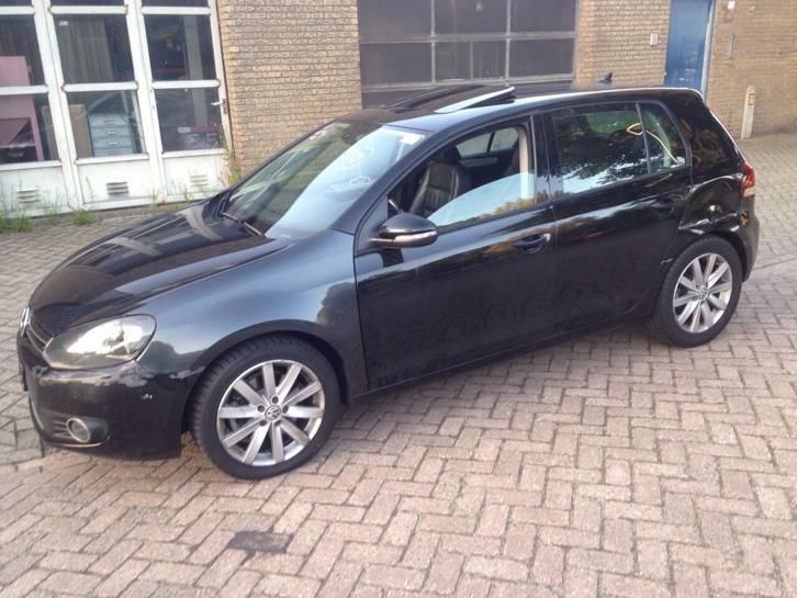 Volkswagen Golf 2.0 TDI 103KW 2009 Zwart vol opties