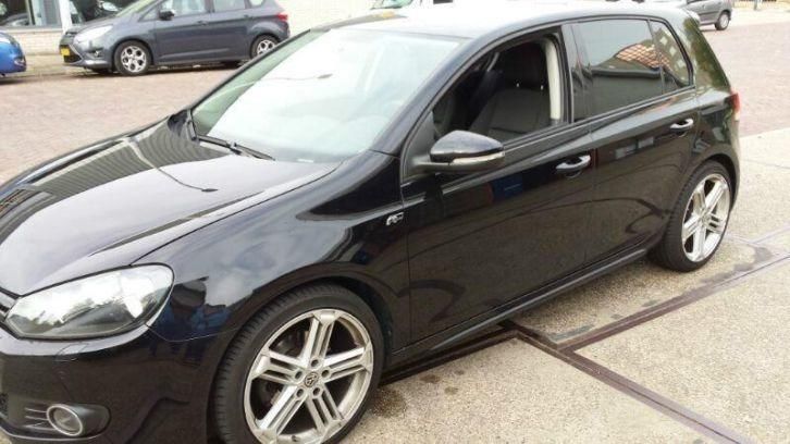 Volkswagen Golf 2.0 TDI R-line
